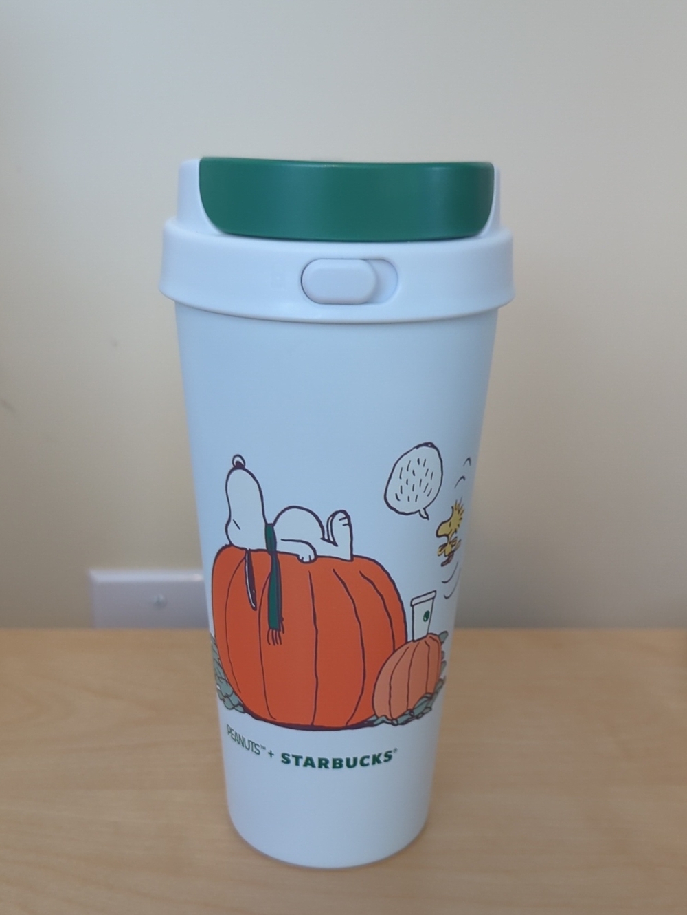 Starbucks Peanuts/ Snoopy The Great PumpkinTumbler brand new